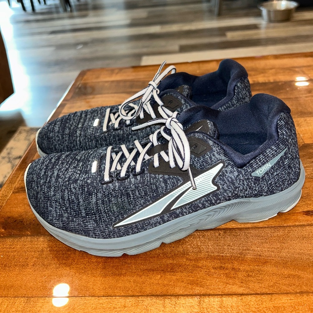 Women’s Altra running shoes